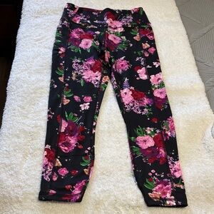 Women's' Floral Active Leggings - Black with Pink Floral Victoria's Secret s